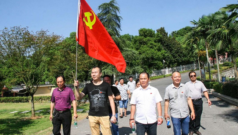 學(xué)員參加紅色教育基地